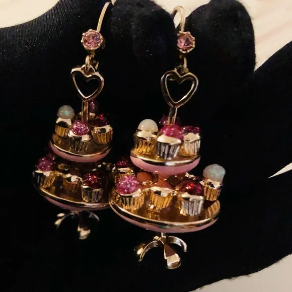 Authentic Betsey Johnson Cupcake Tree Earrings NWT - Picture 5 of 12